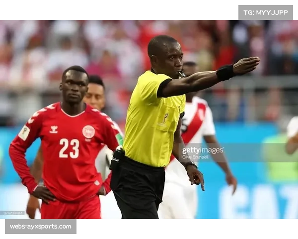 非洲足球史迎新篇女性裁判首次执法世非预彰显性别平等加速进程